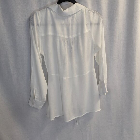 NWT Timing Size Small White Blouse - Picture 9 of 16